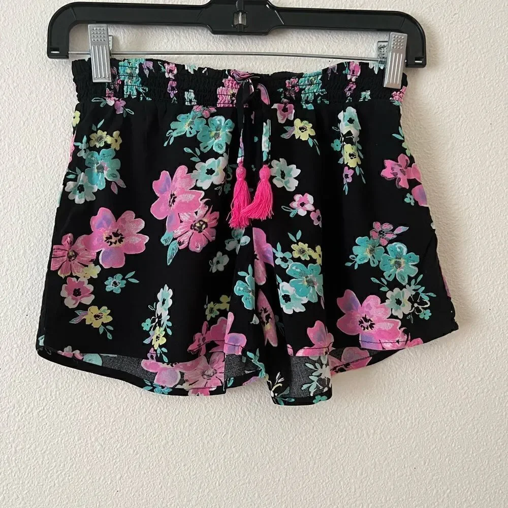 Justice floral Girl’s Short sz 12Y
